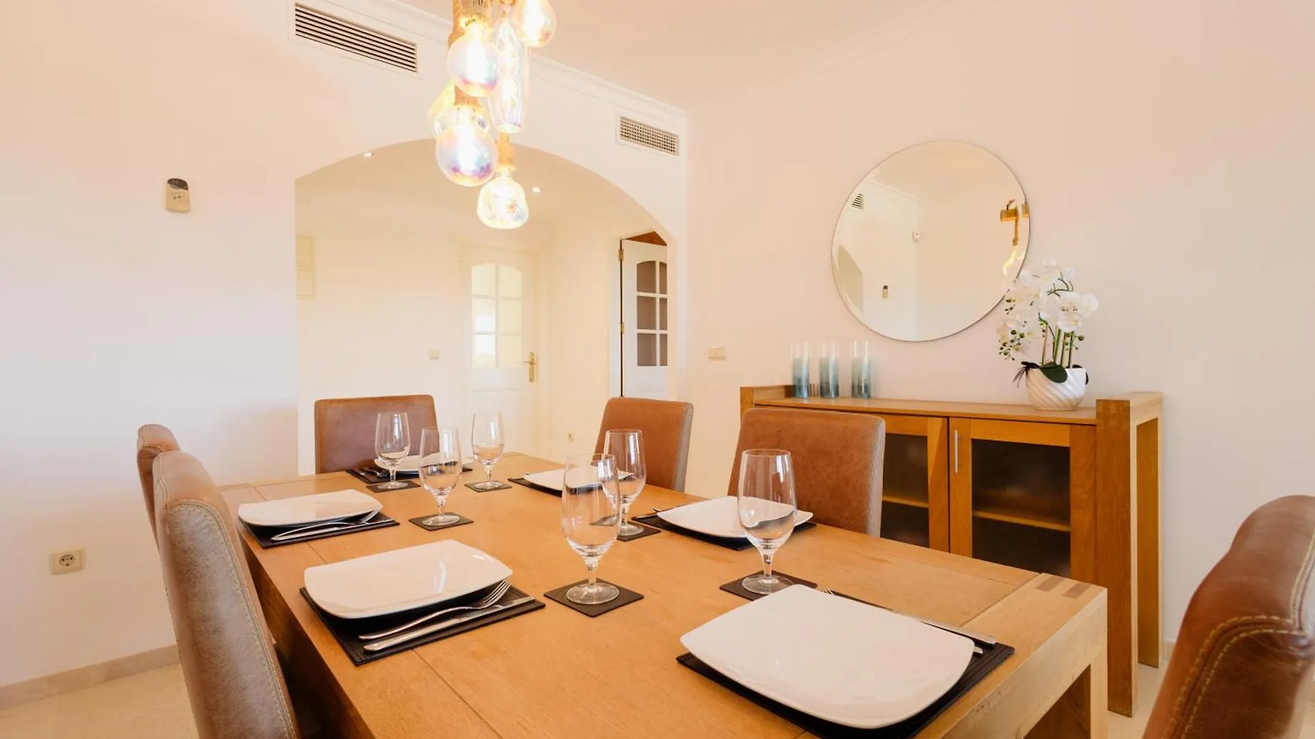 Apartment With Pool And Private Terrace With Sea Views In Elviria 0*, Marbella